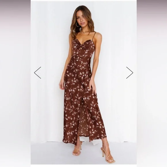 HELLO MOLLY Gimme Whiplash Midi Dress - Picture 10 of 10